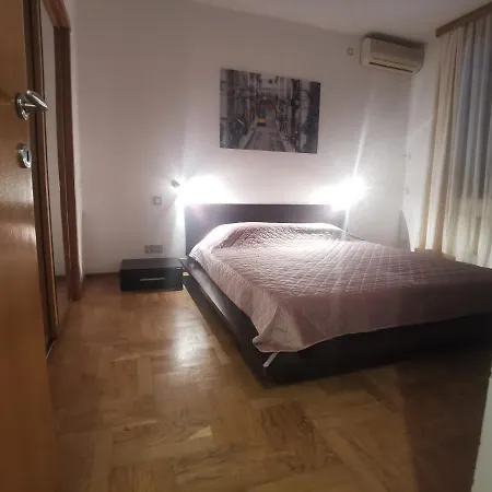 Zora Appartement Ni